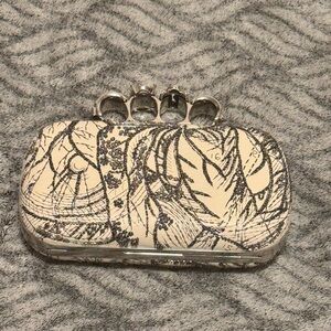 Alexander McQueen Knuckle Four-Ring Embellished Clutch Bag (READ)